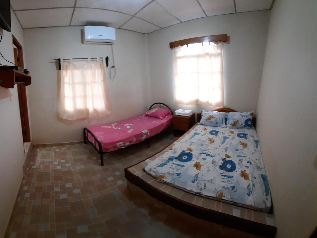 Hotel Brisa Mar Санта Каталина Екстериор снимка